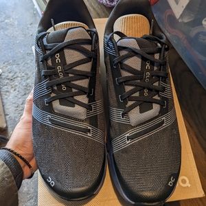 On Running Cloudgo Men's Sneakers
